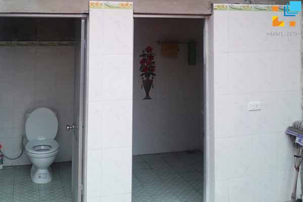 Xây nhà vệ sinh chia thành khu vực tắm và khu vực đại tiện